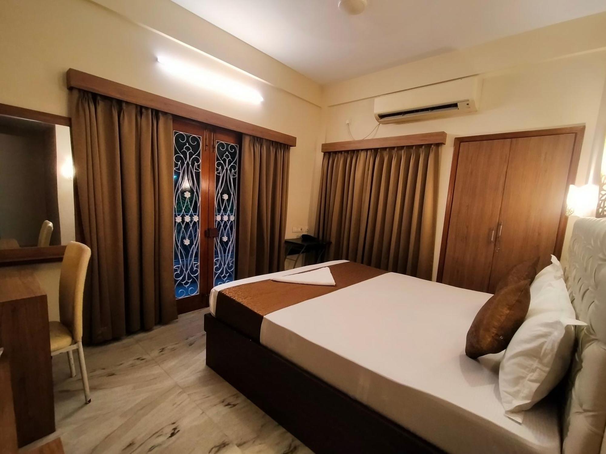 Ashray The Living Entity Hotel Kolkata Ngoại thất bức ảnh