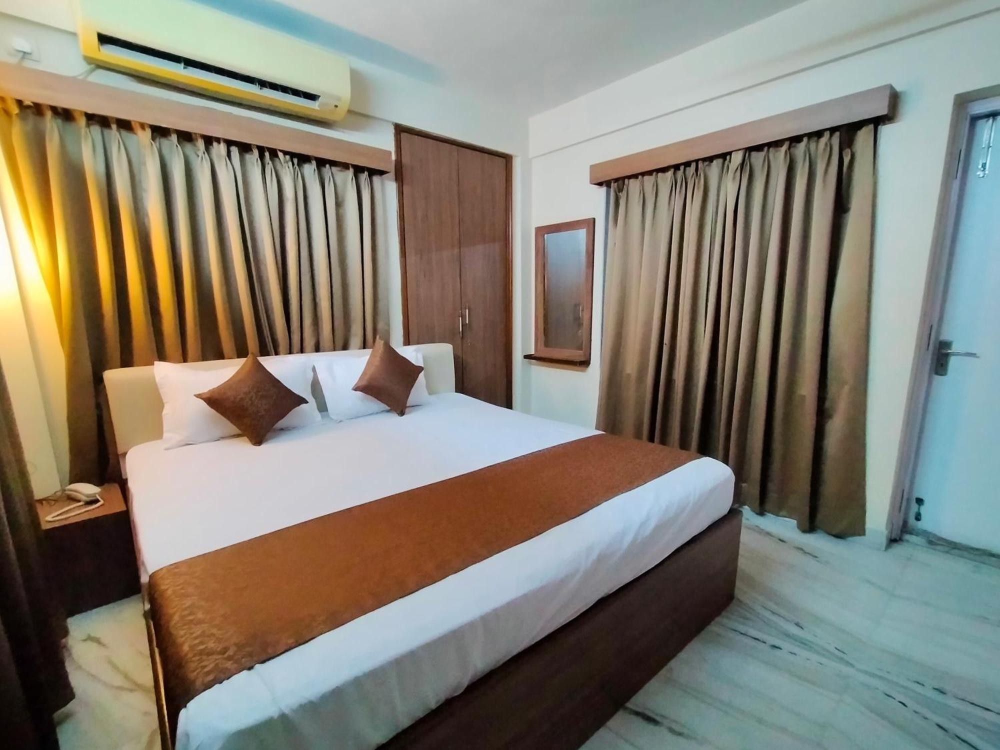 Ashray The Living Entity Hotel Kolkata Ngoại thất bức ảnh